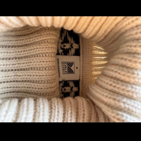 Dale of Notway Blomdalen Sweater - Picture 6 of 6